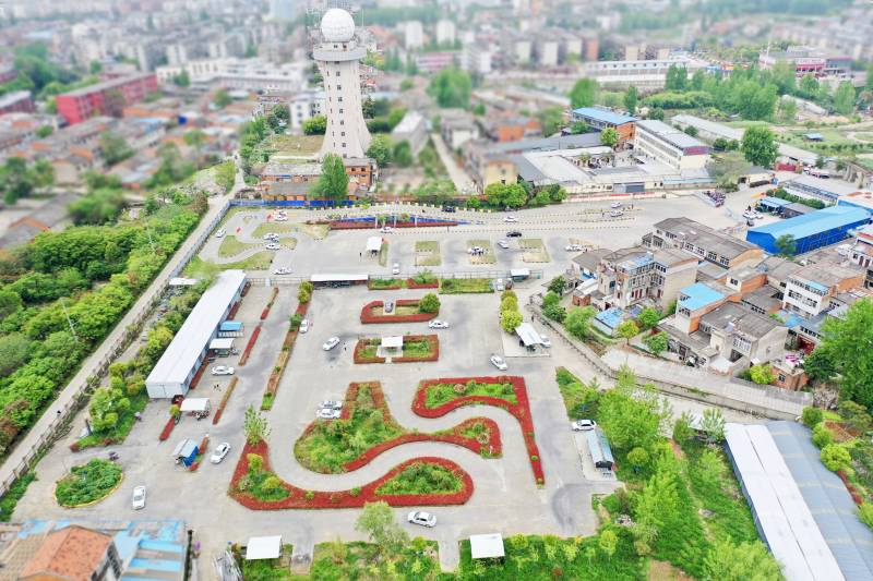 隨州市季梁汽車駕駛員培訓(xùn)學(xué)校